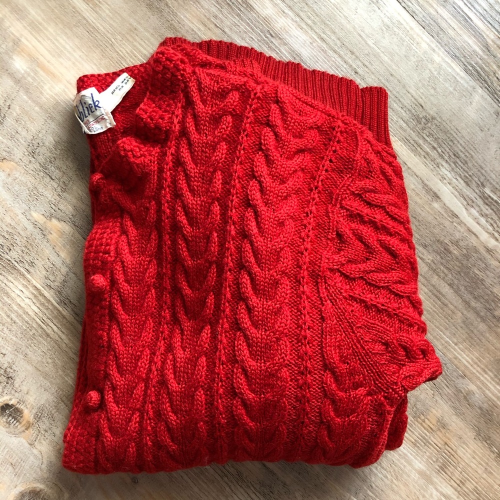 Vintage Red Cardigan Wool - Picture 7 of 8